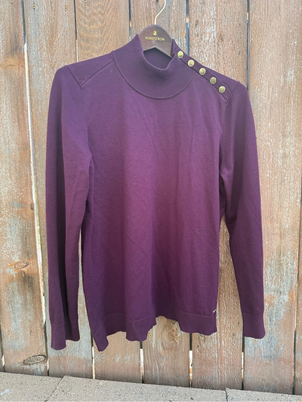 Calvin Klein Women’s Purple Knit Top Sweater Gold Buttons Long Sleeve Large